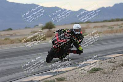 media/Sep-21-2025-Race Pace (Sun) [[98bf33ef95]]/Verified/5-Turn 15 Inside (930am)/